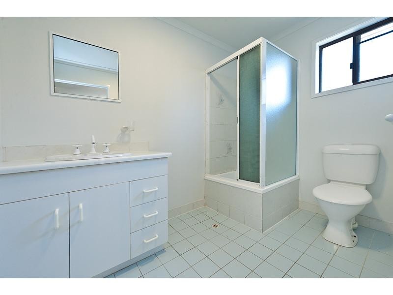 5 Leeds Avenue, Kawana QLD 4701