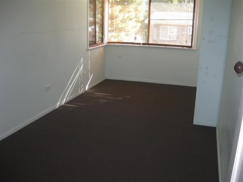 13 Card Street, Berserker QLD 4701