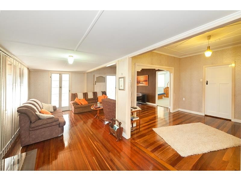 8 Marris Street, The Range QLD 4700