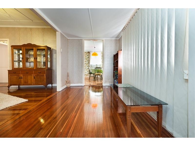 8 Marris Street, The Range QLD 4700