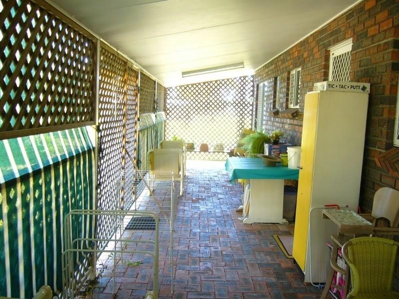 6 Deakin Close, Gracemere QLD 4702