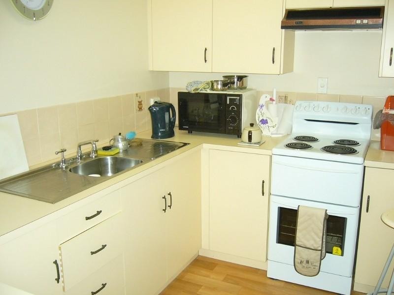 1/128 High Street, Berserker QLD 4701
