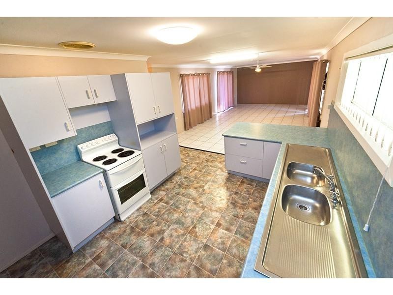 4 Webb Street, Frenchville QLD 4701