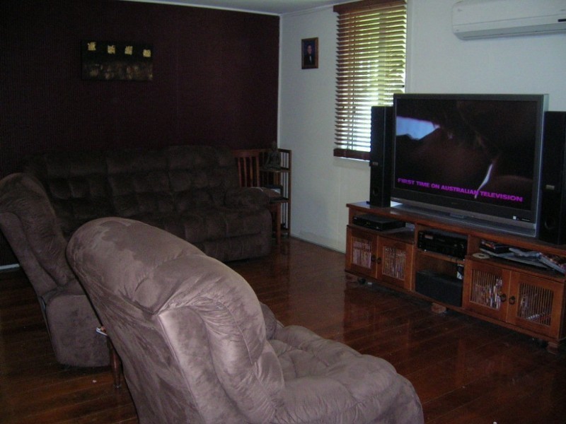 37 Nicholson Street, Allenstown QLD 4700