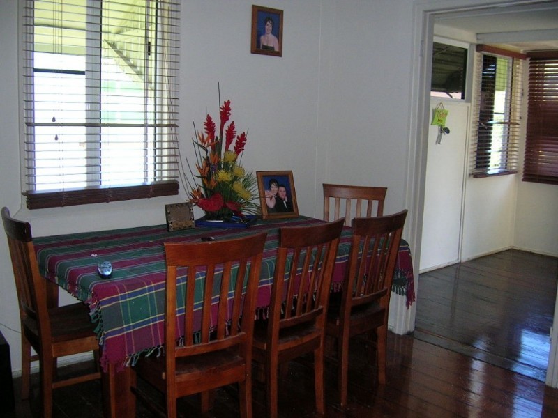 37 Nicholson Street, Allenstown QLD 4700