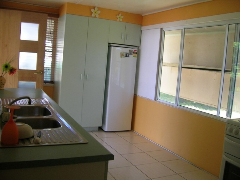 37 Nicholson Street, Allenstown QLD 4700