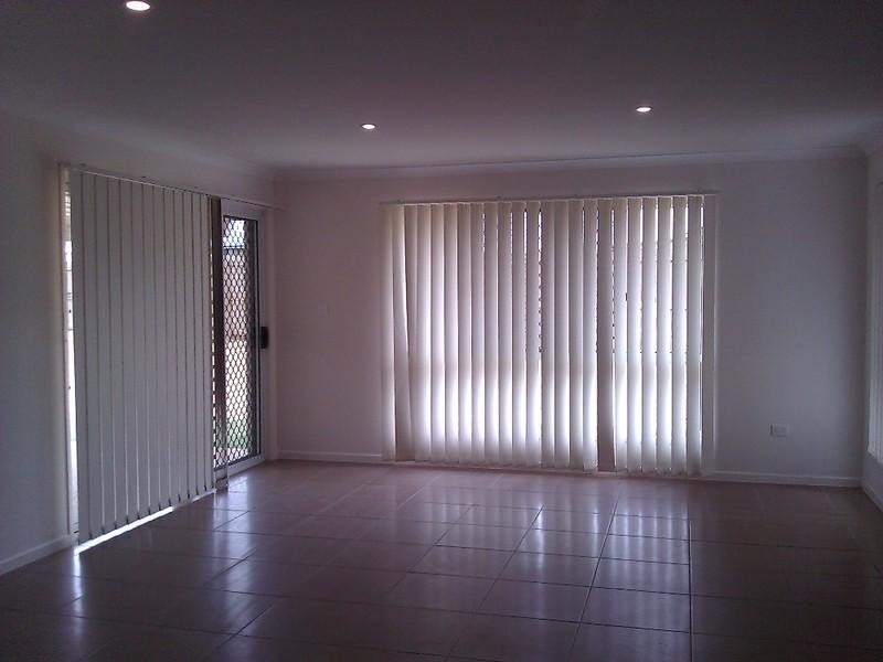 25 Doongarra Crescent, Gracemere QLD 4702