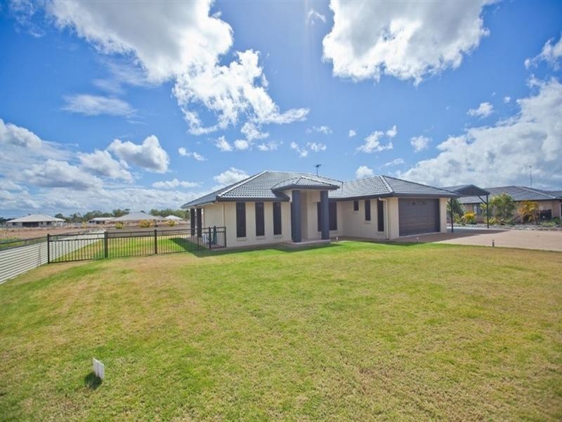 24 Ingram Drive, Gracemere QLD 4702