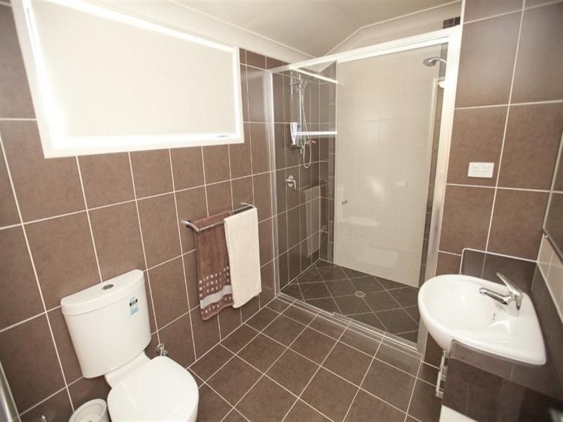 24 Ingram Drive, Gracemere QLD 4702