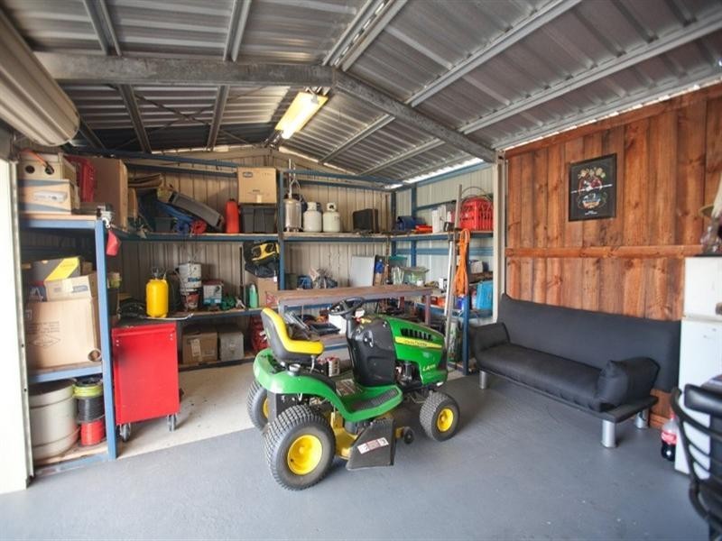 24 Ingram Drive, Gracemere QLD 4702