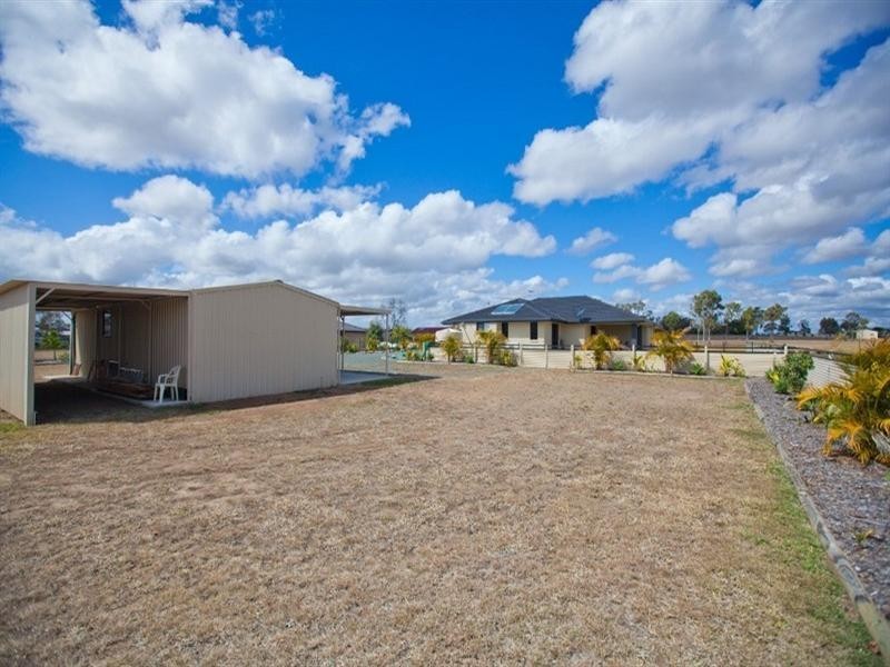 24 Ingram Drive, Gracemere QLD 4702