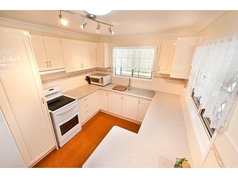 1 Gowdie Avenue, Frenchville QLD 4701