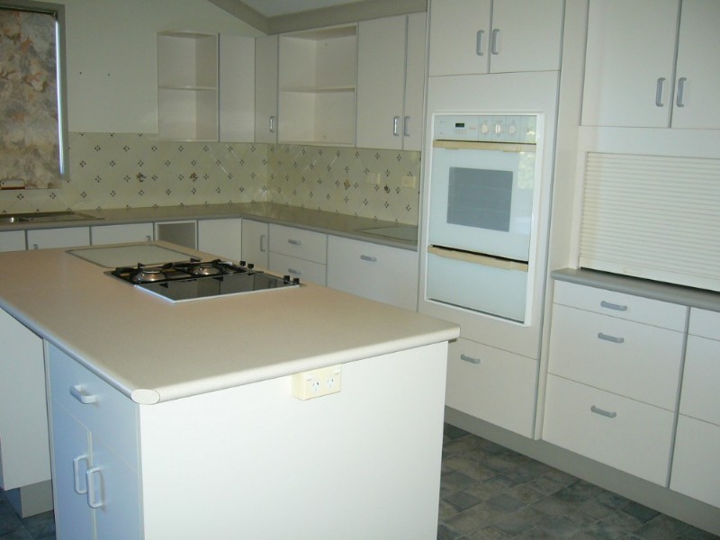 69 Albert Street, The Range QLD 4700