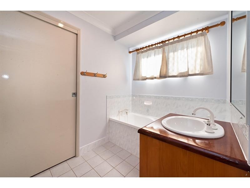 9 Col Crescent, Parkhurst QLD 4702