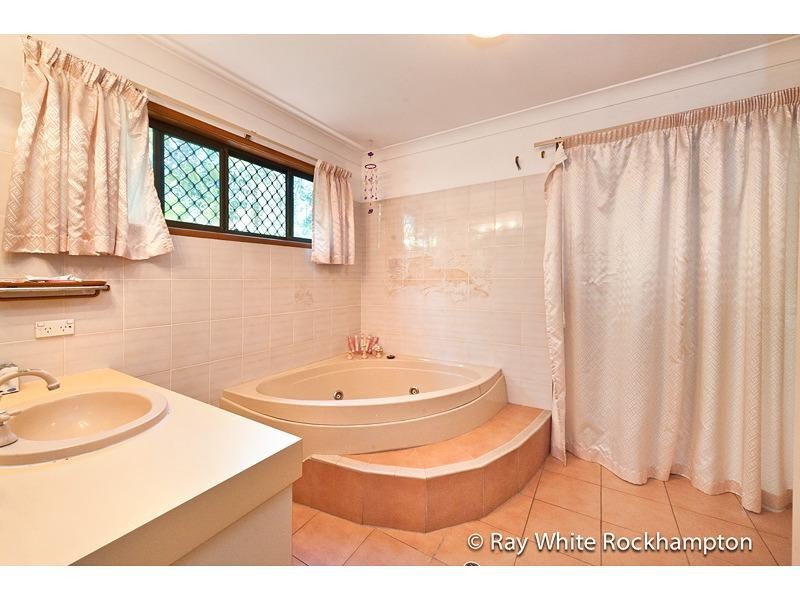 6 Webb Street, Frenchville QLD 4701