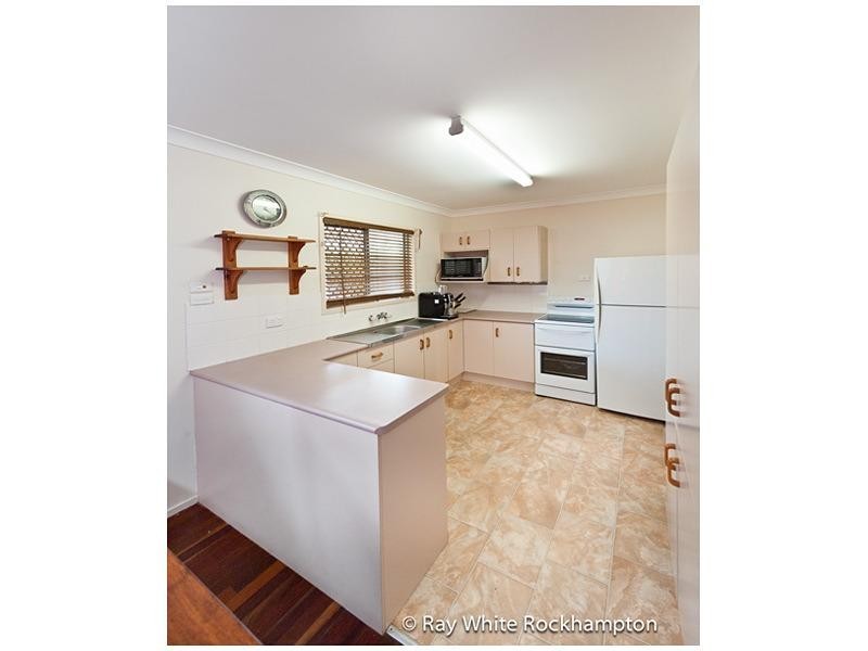 116 Sheehy Street, Park Avenue QLD 4701