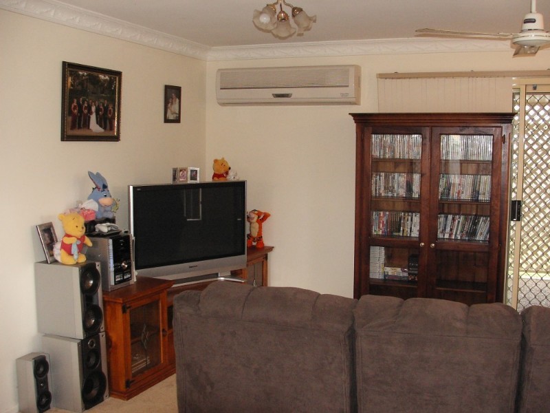 6 Ingham Street, Kawana QLD 4701