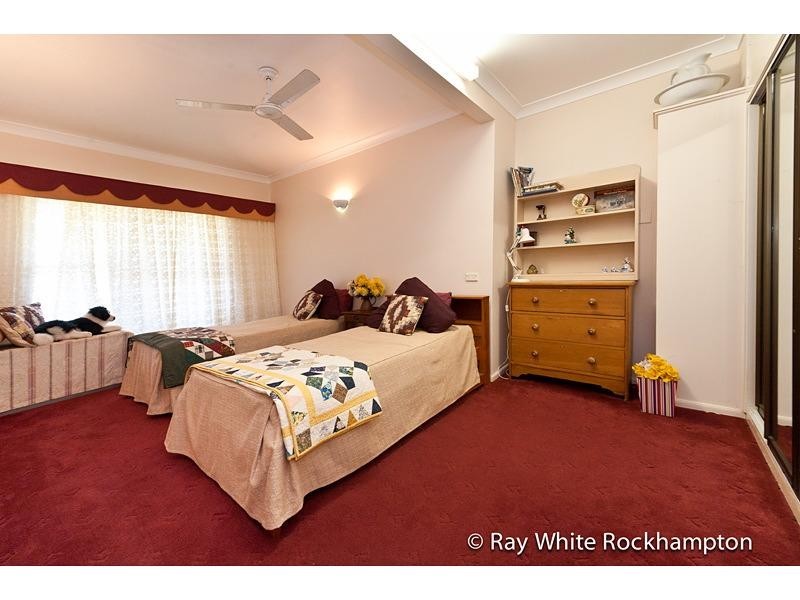 67 Nerimbera School Road, Nerimbera QLD 4701