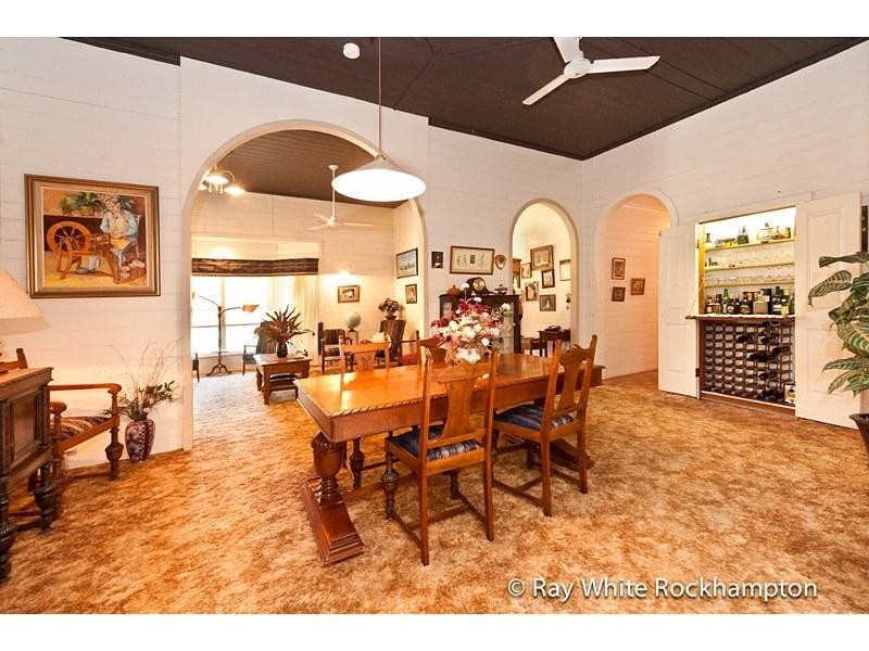 67 Nerimbera School Road, Nerimbera QLD 4701