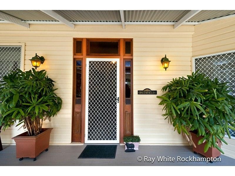 67 Nerimbera School Road, Nerimbera QLD 4701