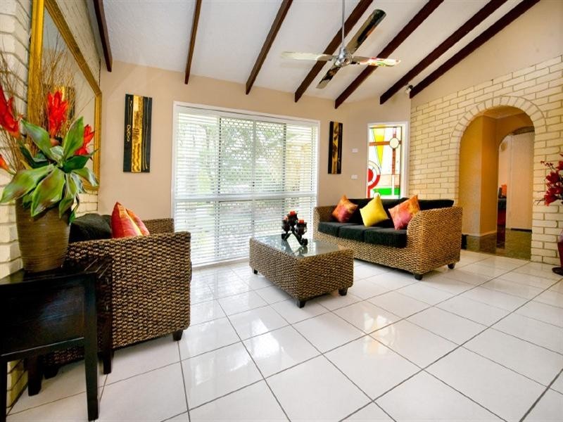 4 Whiteley Street, Frenchville QLD 4701