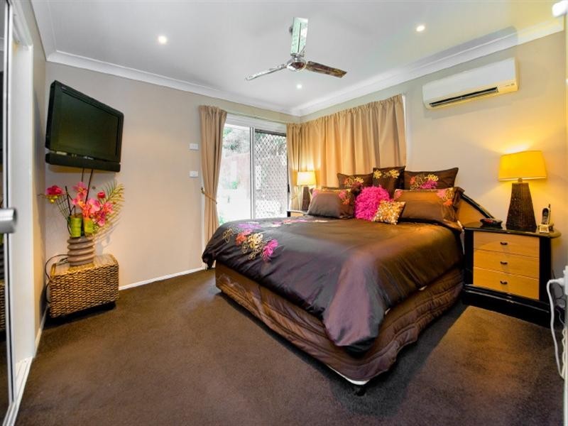 4 Whiteley Street, Frenchville QLD 4701