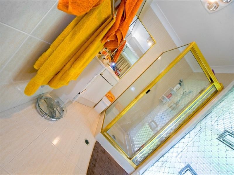 4 Whiteley Street, Frenchville QLD 4701