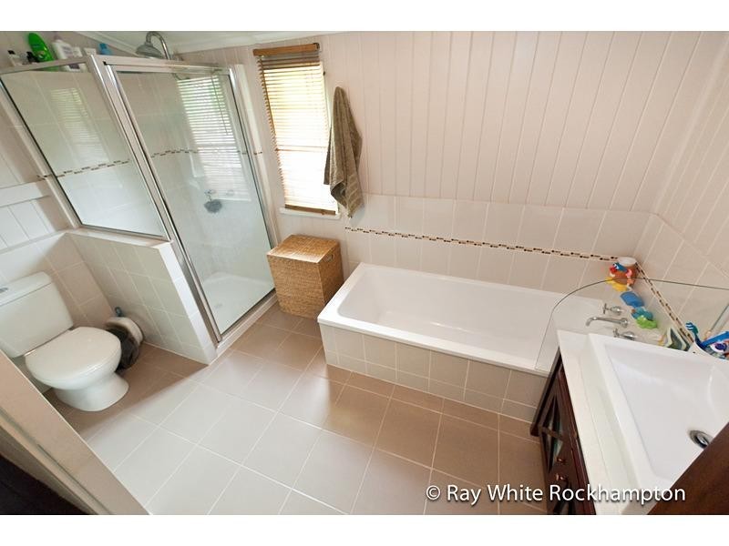 3 Penlington Street, The Range QLD 4700