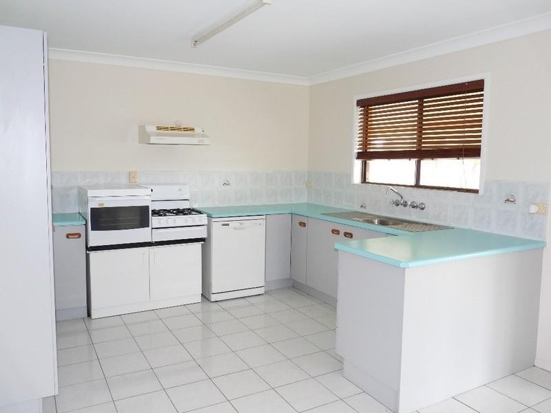 56 Rayner Road, Alton Downs QLD 4702