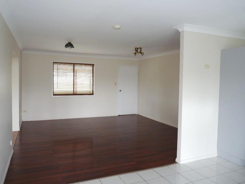 56 Rayner Road, Alton Downs QLD 4702