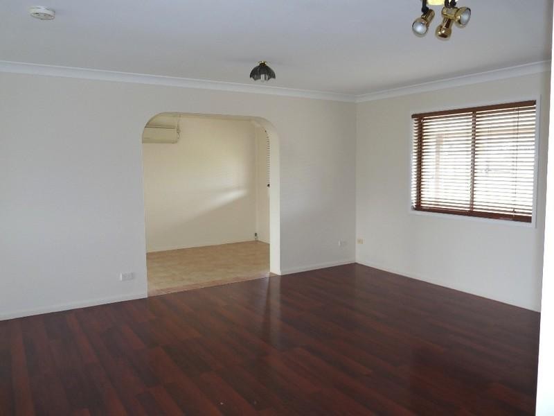 56 Rayner Road, Alton Downs QLD 4702