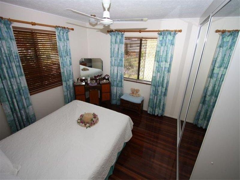 49 Menzies Street, Park Avenue QLD 4701