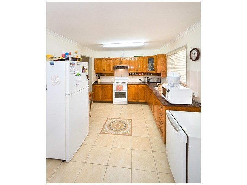70 Dee Street, Koongal QLD 4701
