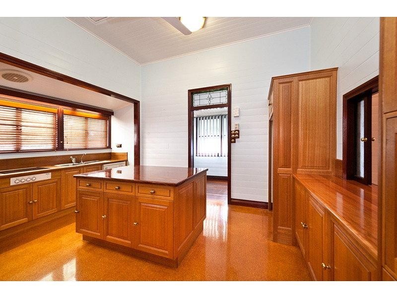 186 Denham Street, Allenstown QLD 4700