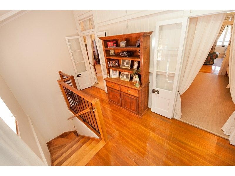 2 Wheatcroft Street, The Range QLD 4700