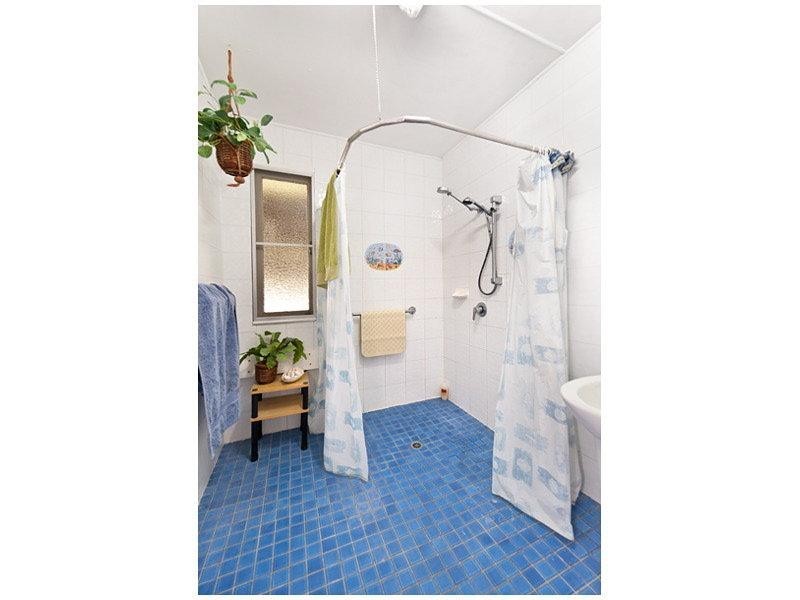 14 Bernard Street, Berserker QLD 4701