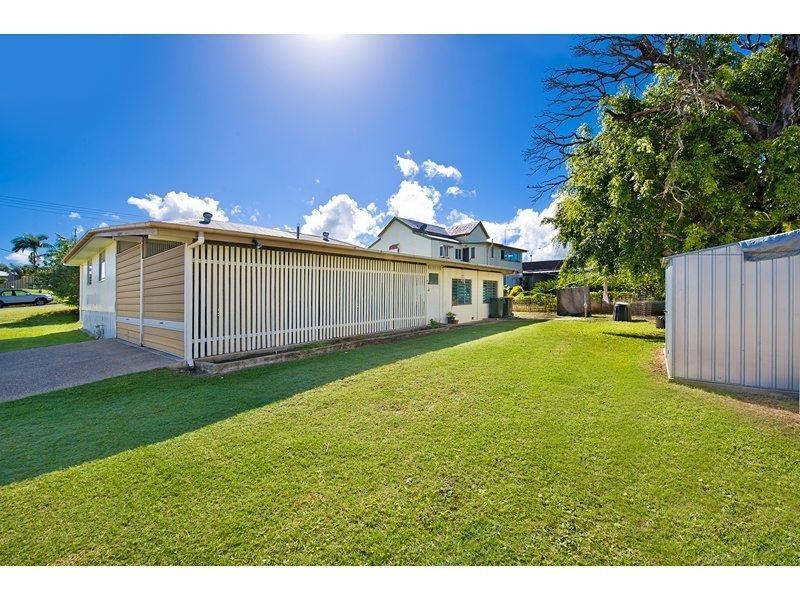 14 Bernard Street, Berserker QLD 4701
