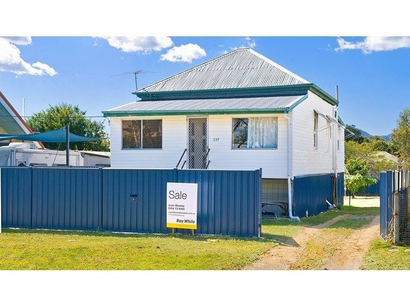 237 Kent Street, Depot Hill QLD 4700