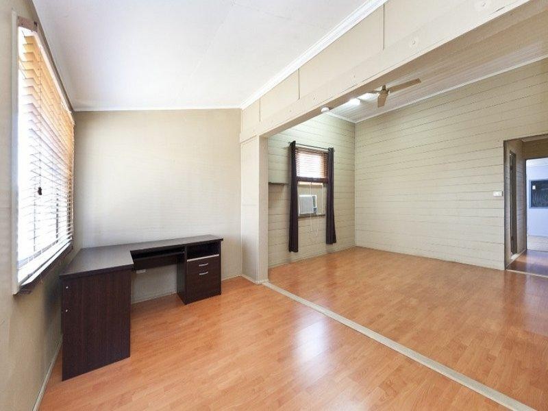 237 Kent Street, Depot Hill QLD 4700