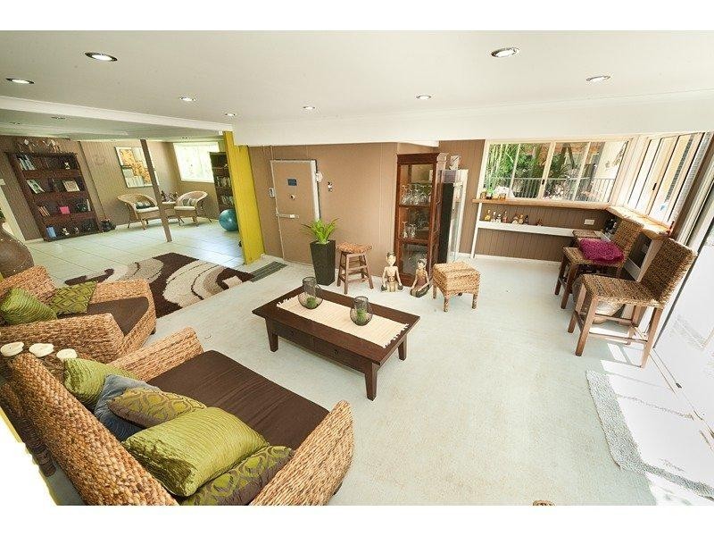 25 Separation Street, Allenstown QLD 4700