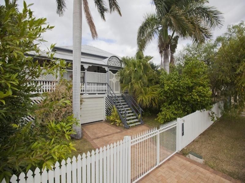 183 Denham Street, The Range QLD 4700