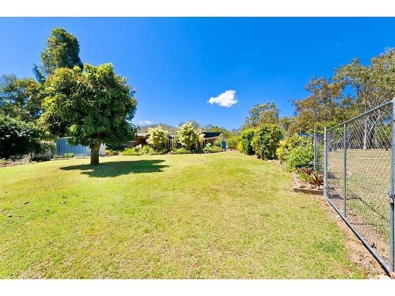 327 Irving Avenue, Frenchville QLD 4701