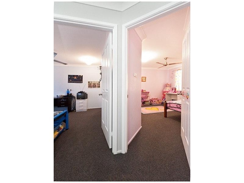 18 Ballard Street, Lakes Creek QLD 4701