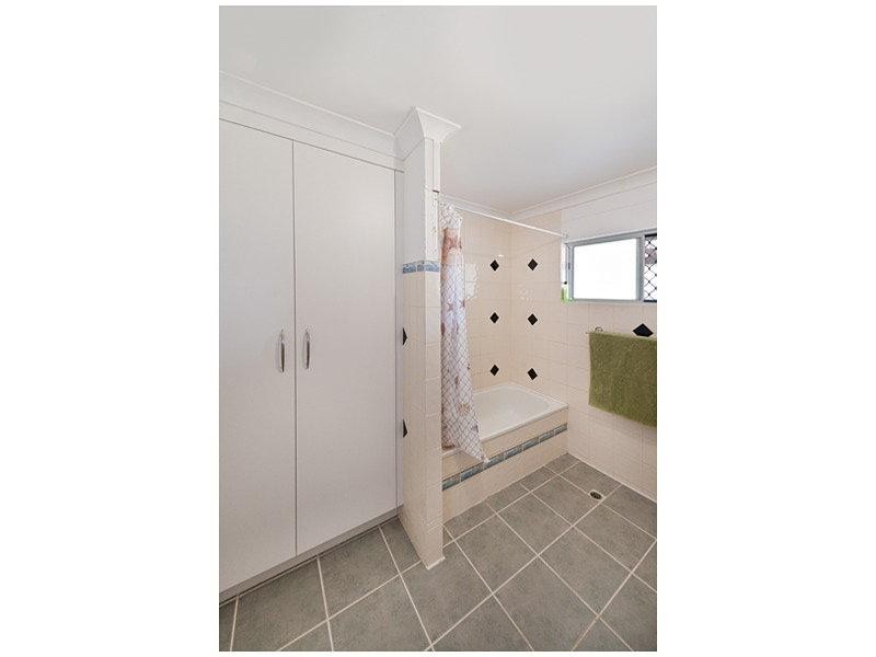 4 Labanka Crescent, Gracemere QLD 4702