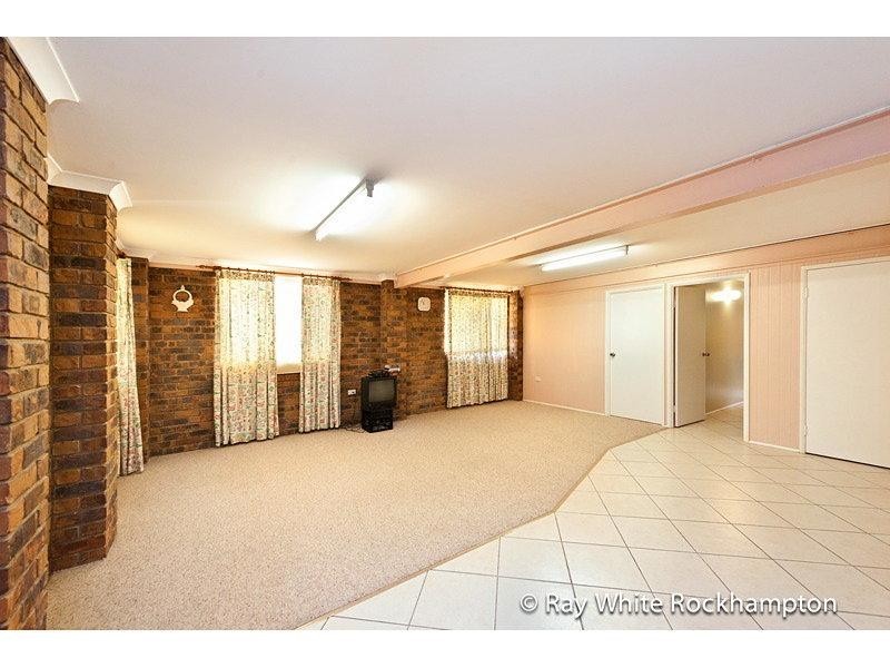 20 Face Street, Park Avenue QLD 4701