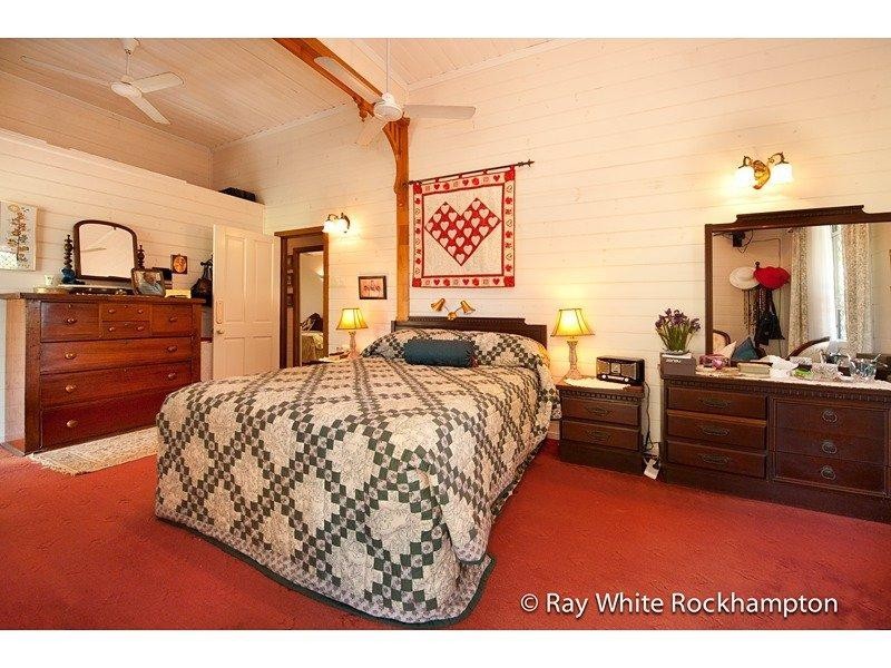 67 Nerimbera School Road, Nerimbera QLD 4701