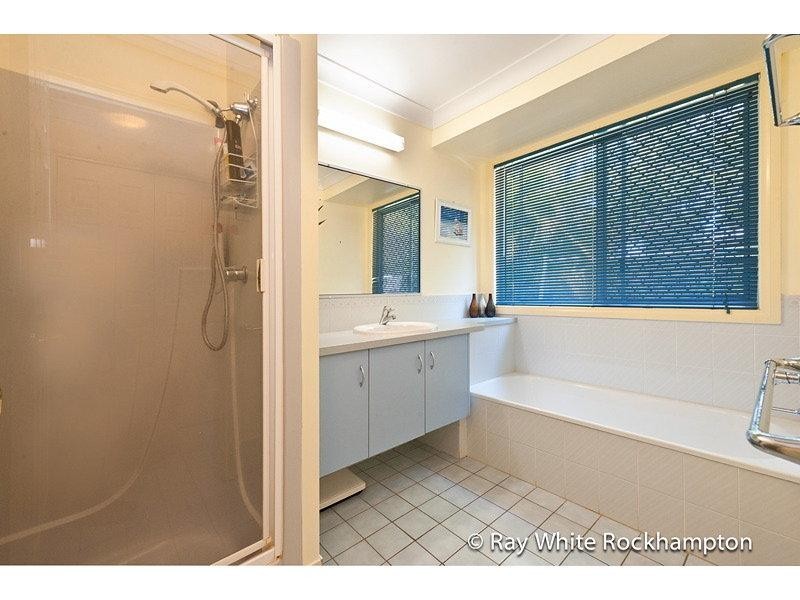 138 Murphy Drive, Glenlee QLD 4711