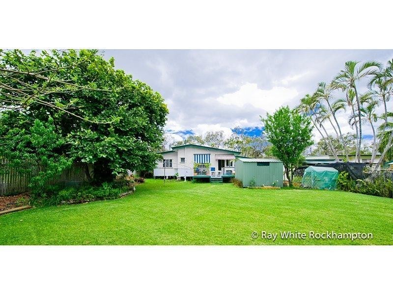 465 Crane Avenue, Kawana QLD 4701