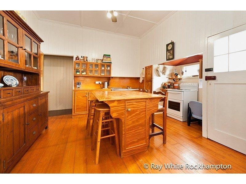 3 Penlington Street, The Range QLD 4700