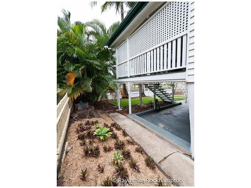 3 Penlington Street, The Range QLD 4700